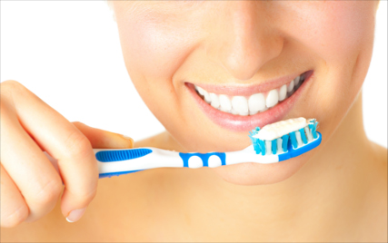 Tener una buena higiene bucal para prevenir los dientes sensibles